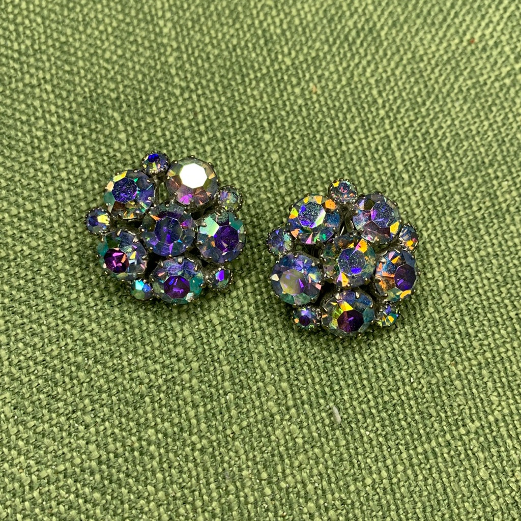 Weiss Signed Vintage Designer 1940s Clip-On Earrings Aurora Borealis Gorgeous